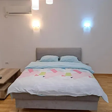 Bono 2 Kvart * Podgorica